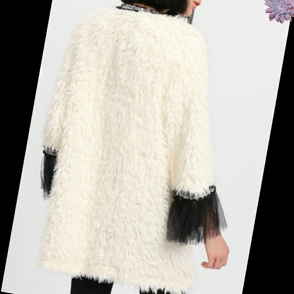 LAST ONE! Mesh Cuff Faux Fur Teddy Jacket - Picture 3 of 8